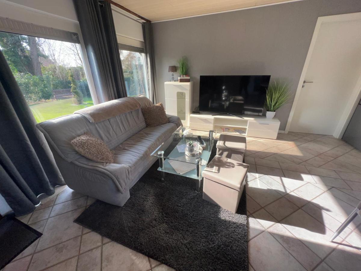 Achtern Diek Appartement Lembruch Buitenkant foto