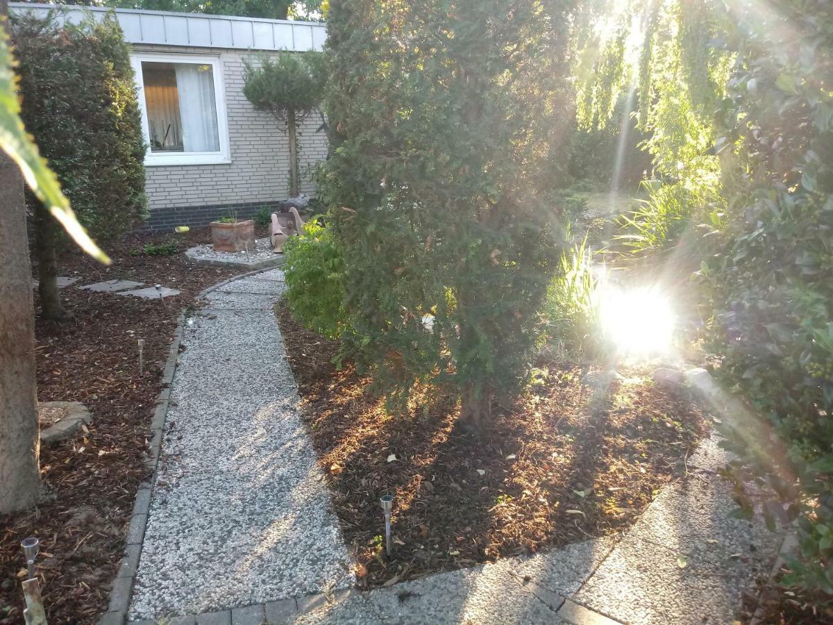 Achtern Diek Appartement Lembruch Buitenkant foto